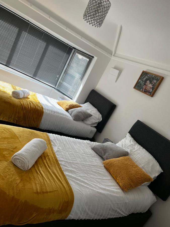 Stylish And Homey 3 Bedroom House With Free Parking & Wi-Fi Minworth エクステリア 写真